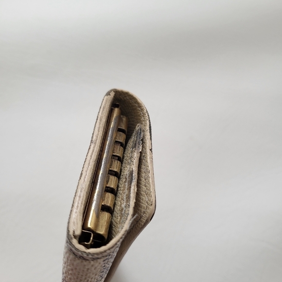 Louis Vuitton Damier Azur Multicles 6 key holder - Picture 6 of 12